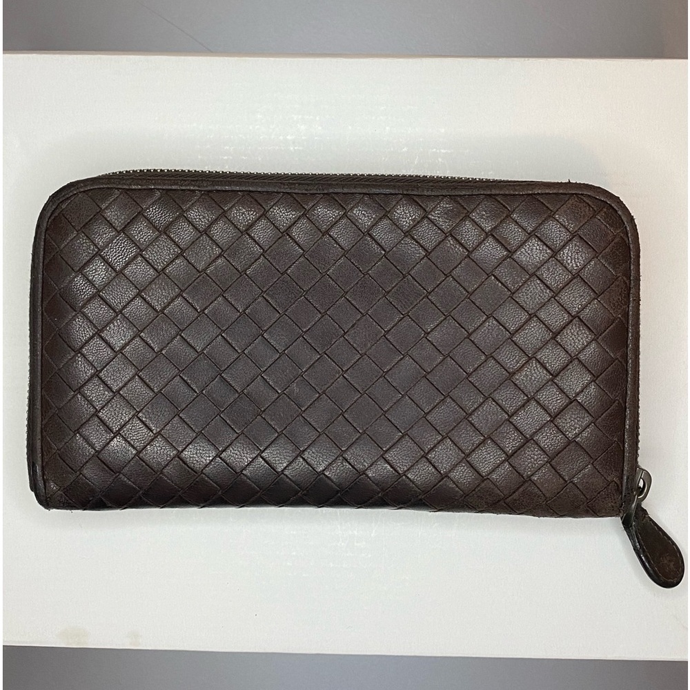 Bottega Venetia Intrecciato zip around wallet authentic